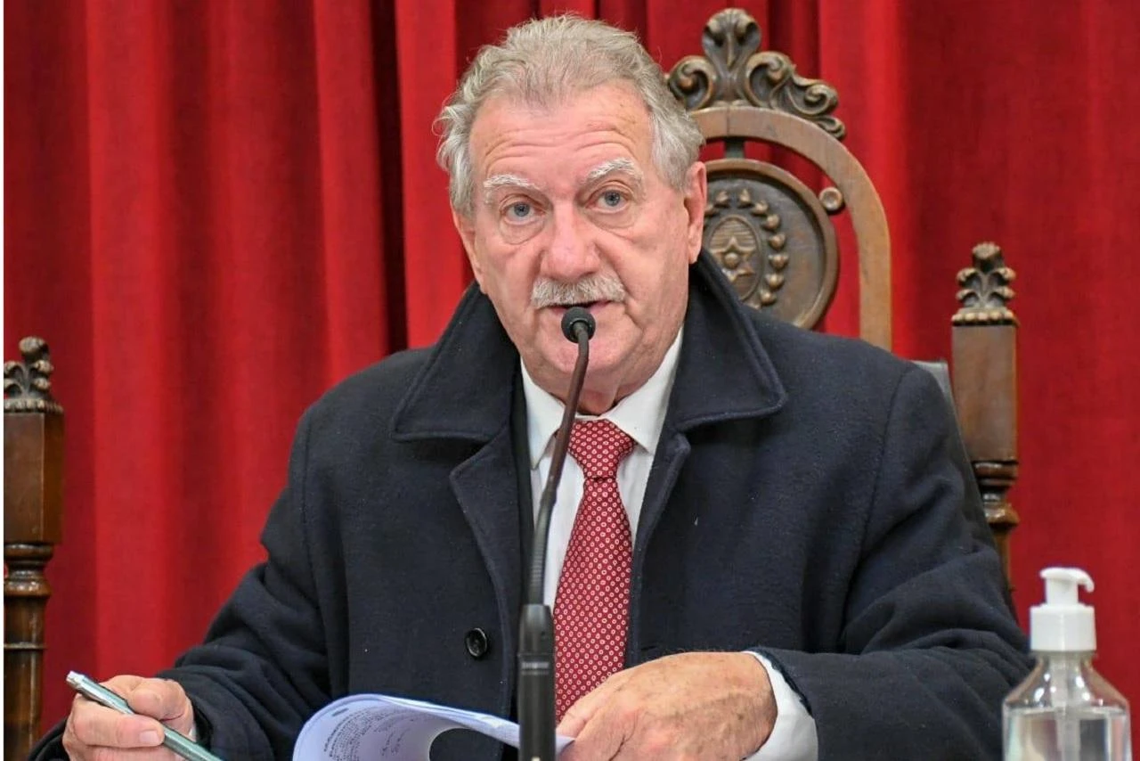 f6a81a511f56adefa1328d8aeb0d8185